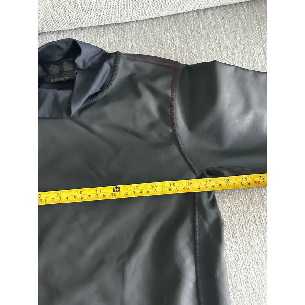 MUSTO Neoprene Top Boys Black Sailing Compress 9/11 Years